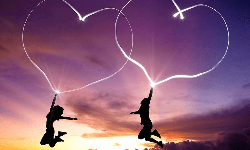 2000 có hợp với 2005 không? Xét tình yêu 2000 với 2005?