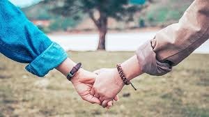 2001 có hợp với 2004 không? Xét tình yêu 2001 và 2004?