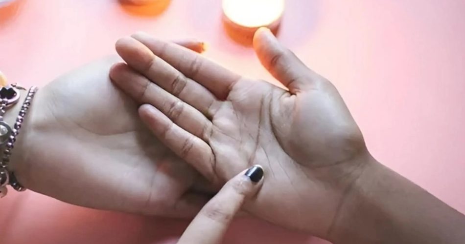 Nữ 1995 hợp với tuổi nào? Nữ 1995 thuộc vào mệnh nào?